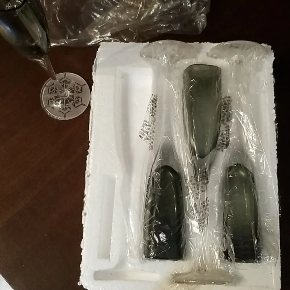 Champagne drinkware set, elegant,perfect for special event, or anniversary, ect
